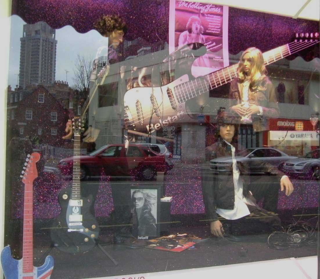 vetrina Harrods Londra